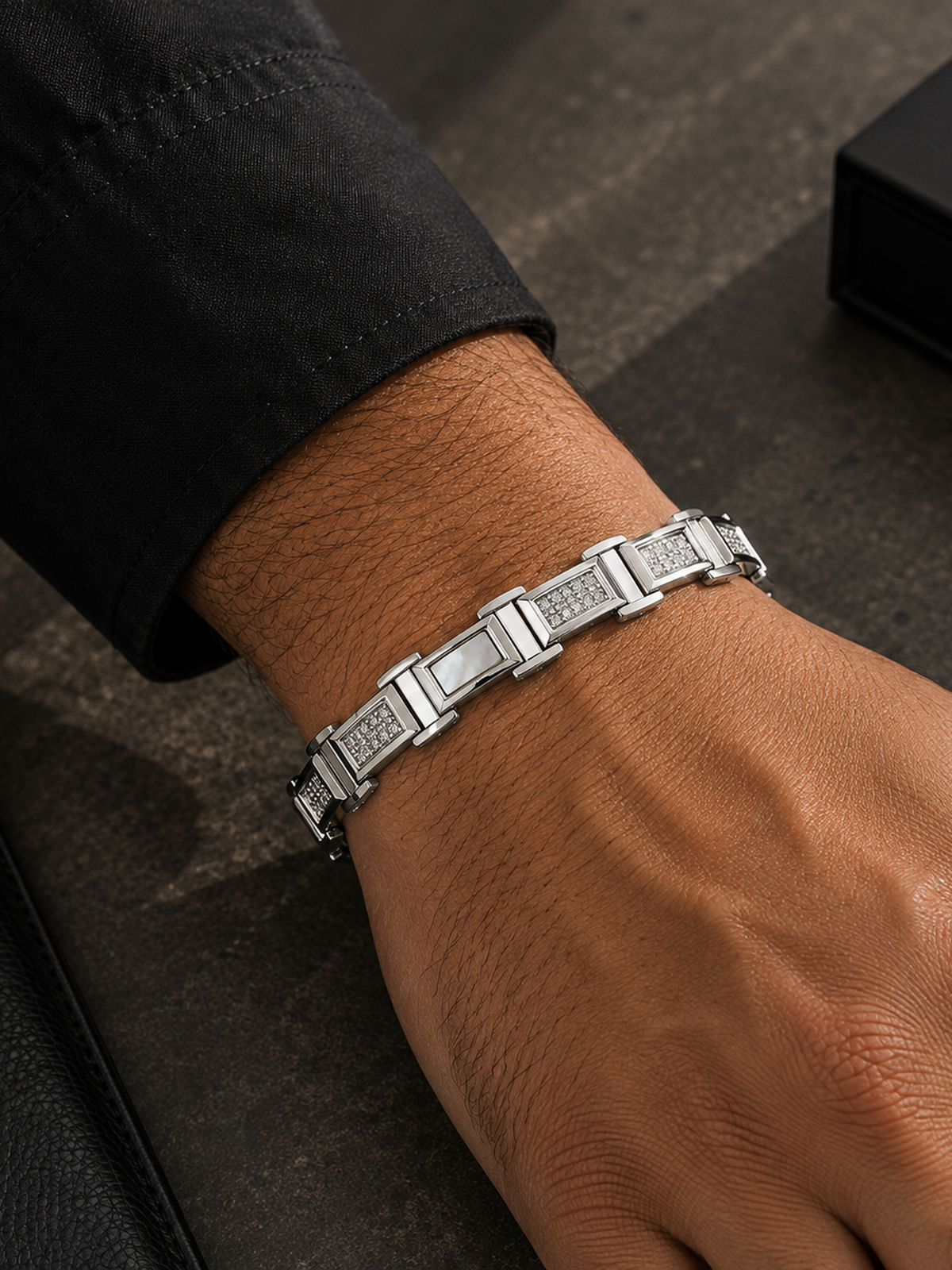 Luxe Geometric Link Bracelet - 925 Sterling Silver | Harsh Jewellers